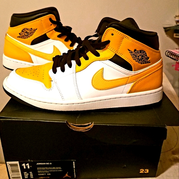 michael jordan air ones